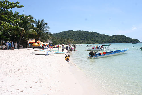 Biển Ph&uacute; Quốc vẫn c&ograve;n hoang sơ