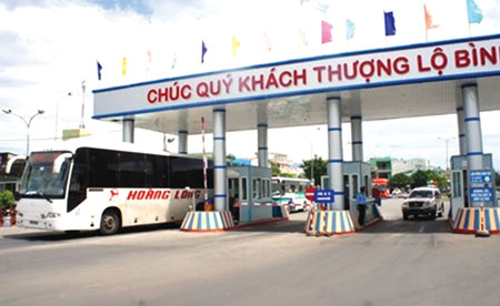 Cổng ra v&agrave;o Bến xe Trung t&acirc;m Đ&agrave; Nẵng