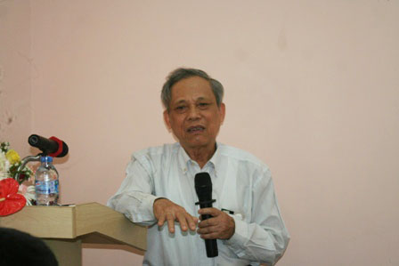 GS Dương Ngọc Hải khẳng định: hằn l&uacute;n vệt b&aacute;nh xe l&agrave; do chủ quan