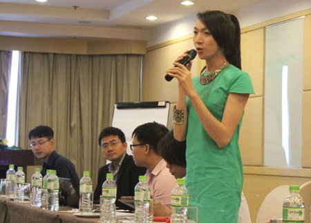 Một người chuyển giới từ nam sang nữ b&agrave;y tỏ mong muốn x&atilde; hội sẽ c&oacute; c&aacute;i nh&igrave;n bao dung hơn