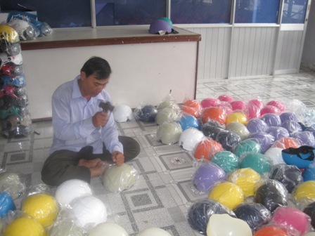 D&ugrave; vẫn c&oacute; đủ 3 lớp, tem hợp quy nhưng một cơ sở sản xuất MBH dởm tại TPHCM bị lực lượng chức năng xử l&yacute;