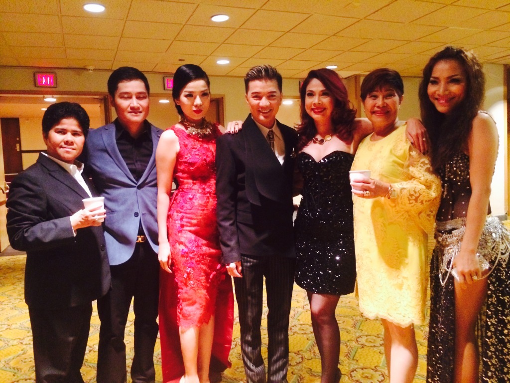 Cũng trong chuyến lưu diễn, Mr Đ&agrave;m đ&atilde; hội ngộ Lệ Quy&ecirc;n, Thanh Thảo, Quang Dũng, Hồng Ngọc, Xu&acirc;n ph&uacute;&hellip;v&igrave; c&aacute;c nghệ sỹ cũng c&oacute; lịch diễn trong qu&atilde;ng thời gian n&agrave;y. 