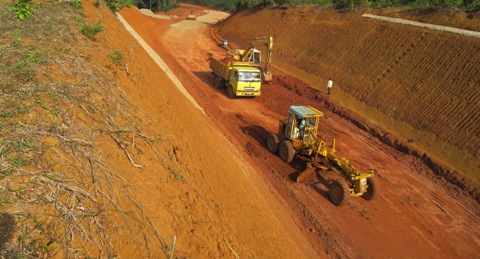 Mở con đường huyền thoại l&ecirc;n đỉnh n&uacute;i s&acirc;m Ngọc Linh