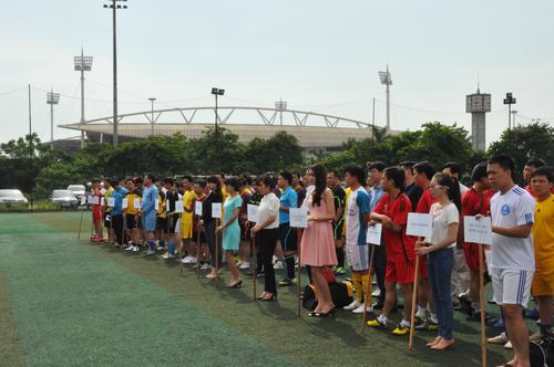 C&aacute;c đội b&oacute;ng dự giải