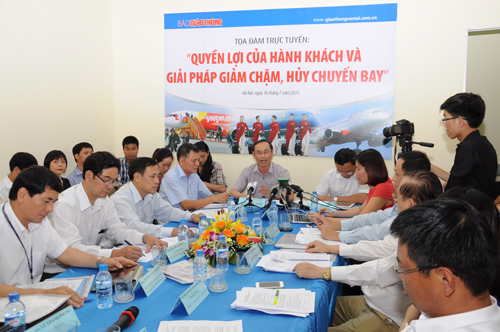 Quang cảnh buổi tọa đ&agrave;m