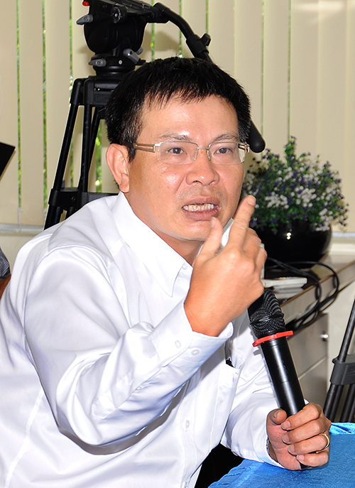 &Ocirc;ng Lương Ho&agrave;i Nam - Chuy&ecirc;n gia h&agrave;ng kh&ocirc;ng