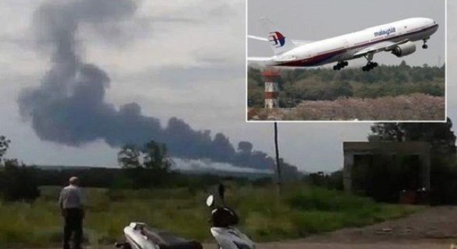 Chưa phục hồi sau vụ mất t&iacute;ch, ng&agrave;y 17/7/2014, m&aacute;y bay MH17 của MAS bay từ Amsterdam về Kuala Lumpur lại rơi tại Ukraine khiến to&agrave;n bộ 298 h&agrave;nh kh&aacute;ch v&agrave; th&agrave;nh vi&ecirc;n phi h&agrave;nh đo&agrave;n thiệt mạng.