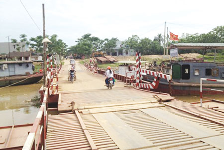 Cầu B&uacute;t Sơn thuộc dự &aacute;n t&iacute;n dụng đang được thi c&ocirc;ng thay thế