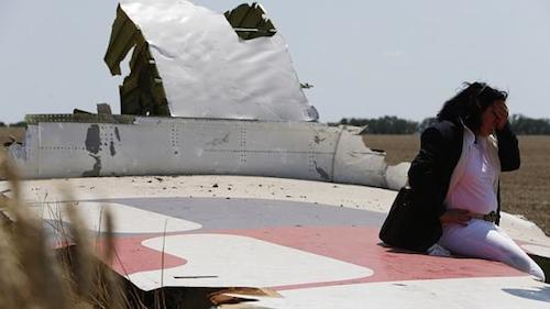 Người mẹ Angela Dyczynski vẫn ôm hy vọng con gái vẫn còn sống