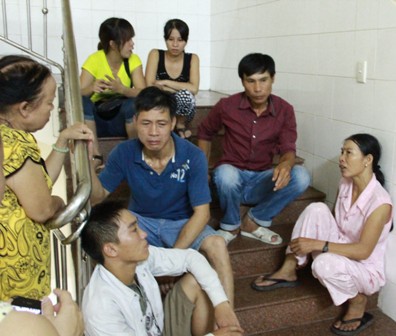 Người nh&agrave; b&agrave;ng ho&agrave;ng trước c&aacute;i chết của ch&aacute;u Ch&acirc;u