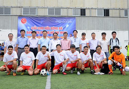 Đội bóng Báo Giao thông