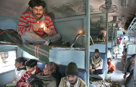 Cận cảnh sự bẩn thỉu, lạc hậu tại c&aacute;c toa t&agrave;u của ng&agrave;nh Đường sắt Ấn Độ -Ng&agrave;nh được cho l&agrave; huyết mạch của quốc gia