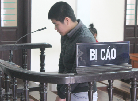 Trần Ngọc Qu&acirc;n trước v&agrave;nh m&oacute;ng ngựa (Ảnh: D&acirc;n Tr&iacute;)