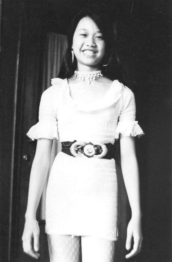 Quỳnh Nga - con g&aacute;i nh&agrave; thơ Nguyễn Huy Ho&agrave;ng