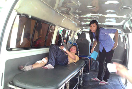 Cấp cứu c&aacute;c nạn nh&acirc;n