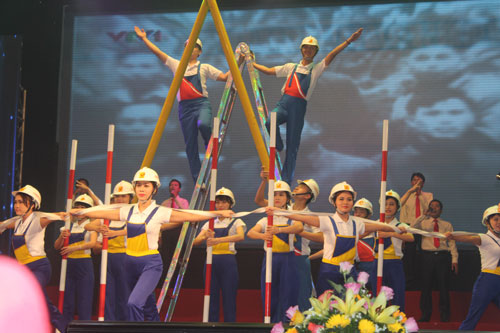 B&agrave;i ca giao th&ocirc;ng vận tải - Tổng C&ocirc;ng ty x&acirc;y dựng C&ocirc;ng tr&igrave;nh giao th&ocirc;ng 4