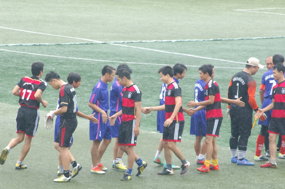 Ngay sau lễ khai mạc c&aacute;c trận đấu v&ograve;ng bảng đ&atilde; diễn ra hấp dẫn