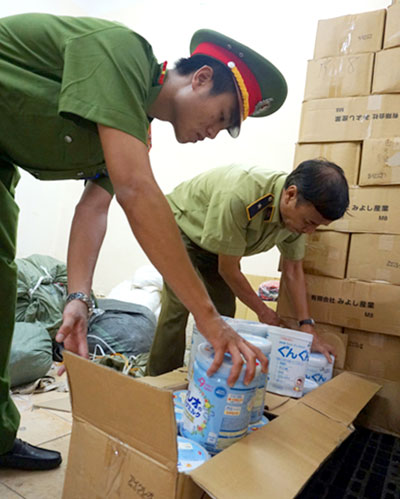 L&ocirc; sữa ngoại bị cơ quan c&ocirc;ng an ph&aacute;t hiện, thu giữ