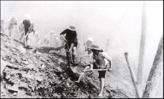 Ng&agrave;y đ&ecirc;m lực lượng ng&agrave;nh GTVT g&oacute;p phần mở đường