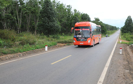 Nhờ thiết bị GSHT, người quản l&yacute; d&ugrave; ngồi nh&agrave; cũng vẫn biết xe của doanh nghiệp m&igrave;nh đang chạy ở đ&acirc;u