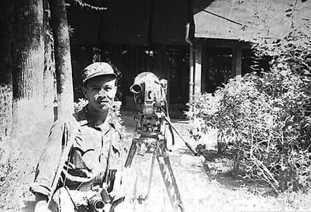 Bức ảnh Trung t&aacute; Xu&acirc;n chụp tại nh&agrave; s&agrave;n B&aacute;c Hồ