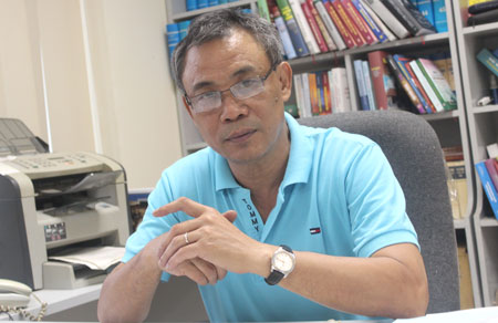 T.S Lưu Trần Lu&acirc;n