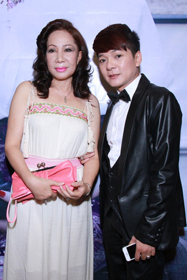 Vũ H&agrave; giờ cũng r&uacute;t lui khỏi showbiz, anh tập trung v&agrave;o kinh doanh