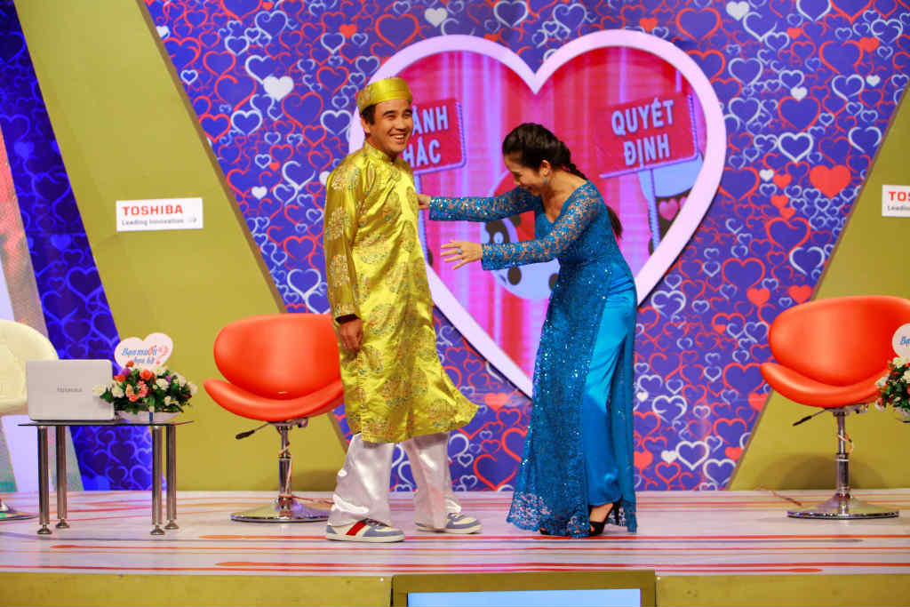 Một Quyền Linh dí dỏm, hài hước cùng một Cát Tường sâu sắc và tinh tế đóng vai trò trung gian, kết nối những người chơi lại với nhau, tạo cho họ sự tự tin, dám thể hiện mình.