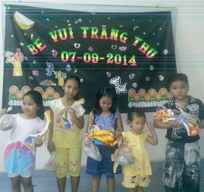 Các em vui Trung thu