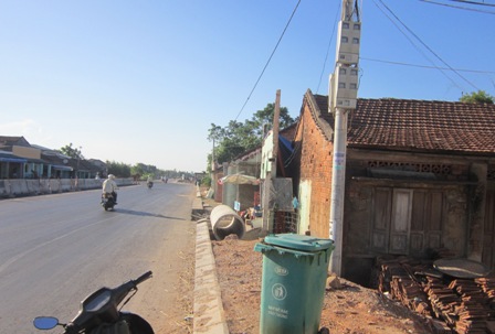 Quảng Nam c&ograve;n nhiều hộ d&acirc;n tại 4 huyện c&ograve;n lại chưa b&agrave;n giao mặt bằng cho chủ đầu tư v&agrave; nh&agrave; thầu thi c&ocirc;ng