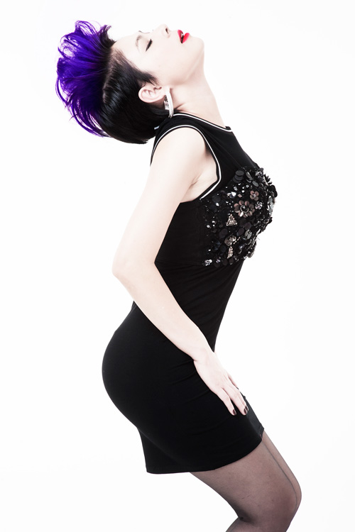  Sau ca kh&uacute;c mới n&agrave;y, đầu th&aacute;ng 11 Thanh Thảo ch&iacute;nh thức giới thiệu album mới của m&igrave;nh v&agrave; đồng thời sẽ c&oacute; chuyến lưu diễn ch&acirc;u &Acirc;u v&agrave; Mỹ để quảng b&aacute; cho album. 