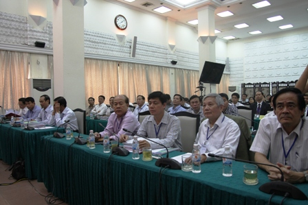 Ban gi&aacute;m khảo 