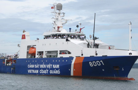 T&agrave;u đa năng CSB 8001 của Cảnh s&aacute;t biển Việt Nam
