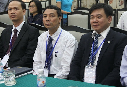 &Ocirc;ng Nguyễn Văn Thạch (&aacute;o trắng) c&oacute; số điểm cao nhất trong kỳ thi tuyển Vụ trưởng Vụ An to&agrave;n giao th&ocirc;ng vừa diễn ra trong 2 ng&agrave;y 10, 11/10 tại Bộ GTVT