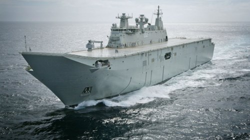  HMAS Canberra trong một đợt đi biển. Nguồn_Bộ quốc ph&ograve;ng &Uacute;c