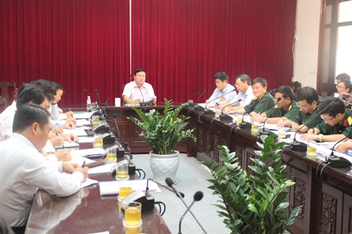 Bộ trưởng Đinh La Thăng chủ tr&igrave; cuộc họp