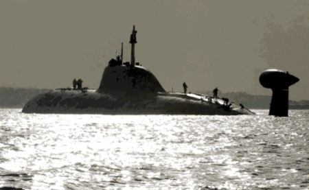 T&agrave;u ngầm C&aacute; mập được trang bị 20 t&ecirc;n lửa đạn đạo, mỗi t&ecirc;n lửa mang 10 đầu đạn hạt nh&acirc;n.