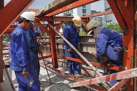 C&aacute;c hoạt động trong Kỷ niệm 70 năm v&agrave; Đại hội thi đua y&ecirc;u nước sẽ hướng đến người lao động