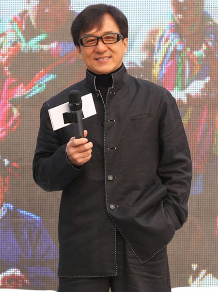 Ng&agrave;y 24/10, Th&agrave;nh Long l&ecirc;n tiếng cải ch&iacute;nh tin đồn v&ocirc; căn cứ