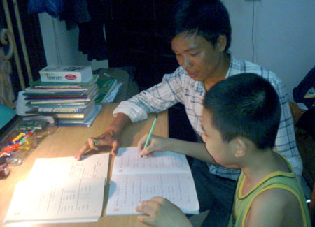 Nhu cầu t&igrave;m gia sư cho con của c&aacute;c gia đ&igrave;nh ở th&agrave;nh phố l&agrave; rất lớn