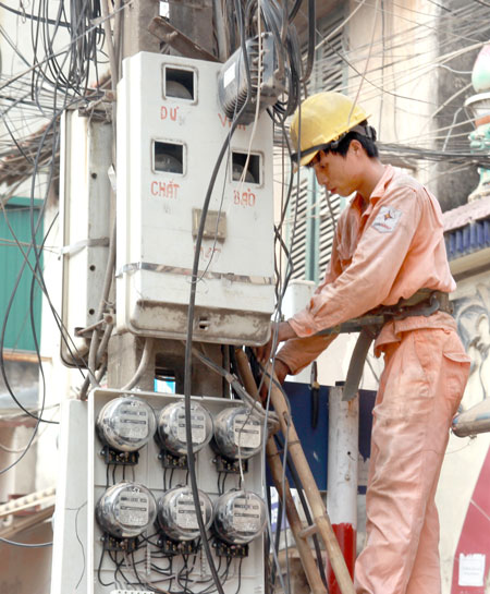 Theo l&atilde;nh đạo EVN, ng&agrave;nh điện đang chịu lỗ nặng v&igrave; c&aacute;c chi ph&iacute; đầu v&agrave;o tăngẢnh: Ho&agrave;ng Nam