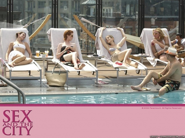  &ldquo;Sex and the city&rdquo; l&agrave;serie phim ăn kh&aacute;ch được gắn m&aacute;c 18+