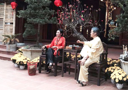 Nghệ sỹ h&agrave;i Vượng R&acirc;u v&agrave; ca sĩ Phương Thanh