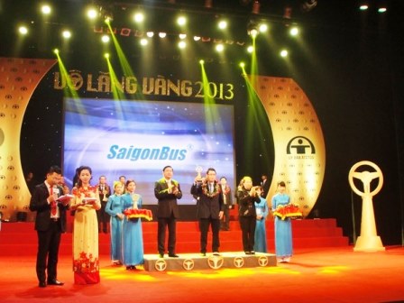 Giai thưởng V&ocirc; lăng v&agrave;ng tổ chức lần 1, năm 2013