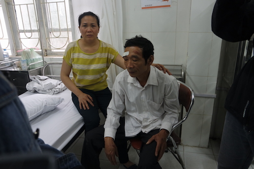 1 ng&agrave;y sau khi bị thanh th&eacute;p 