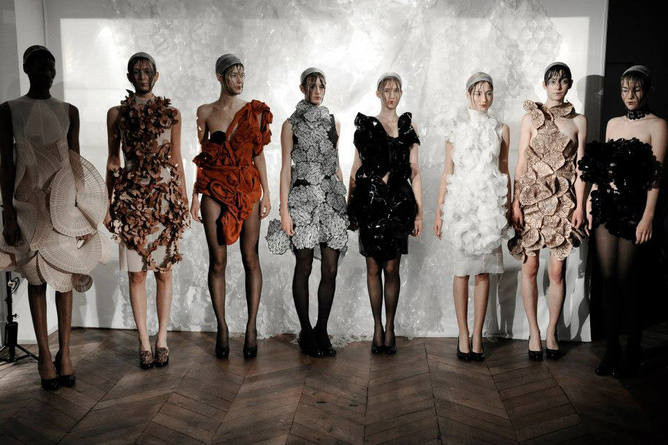 BST của Defined Moment đến từ Ph&aacute;p