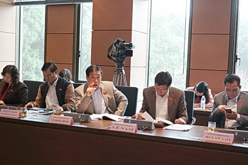 Thảo luận về Luật D&acirc;n sự sửa đổi s&aacute;ng 13/11