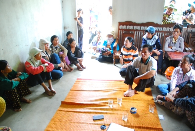 Người d&acirc;n vẫn rất lo lắng v&igrave; c&ograve;n nhiều lao động chưa về nh&agrave; v&agrave; bặt v&ocirc; &acirc;m t&iacute;n