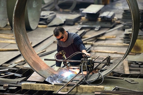 Xưởng chuy&ecirc;n đ&oacute;ng c&aacute;c t&agrave;u ngầm t&ecirc;n lửa đạn đạo lớp G, t&agrave;u ngầm hạt nh&acirc;n tấn c&ocirc;ng lớp Victoria, t&agrave;u ngầm hạt nh&acirc;n tấn c&ocirc;ng lớp Akula