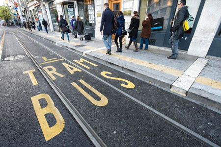 Nhiều tuyến xe bu&yacute;t v&agrave; t&agrave;u điện tại Geneva phải ngừng hoạt động v&igrave; đ&igrave;nh c&ocirc;ng